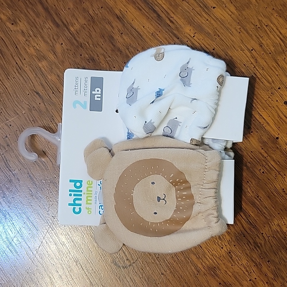 NWT baby boys hand mittens